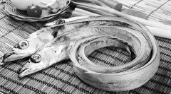 恐怖！甲醛帶魚流入市場，這樣的帶魚不要買！