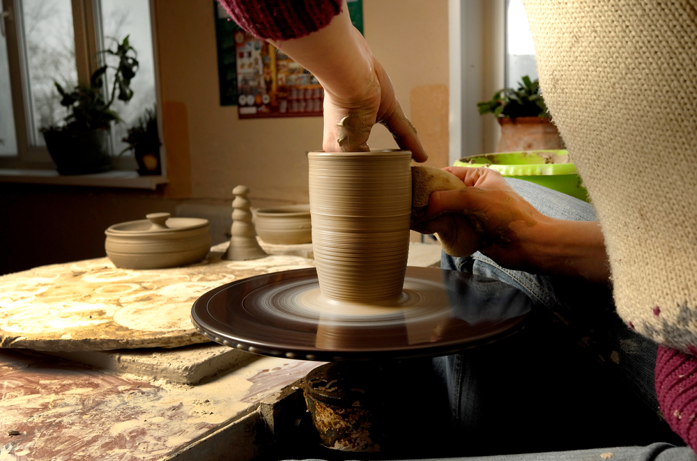What-to-Look-for-When-Buying-Pottery-Wheel